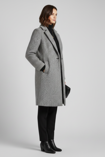 Women's woven texture coat – collar detail
