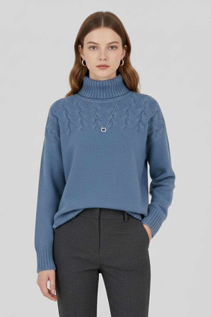 Cable knit turtleneck sweater – pattern detail