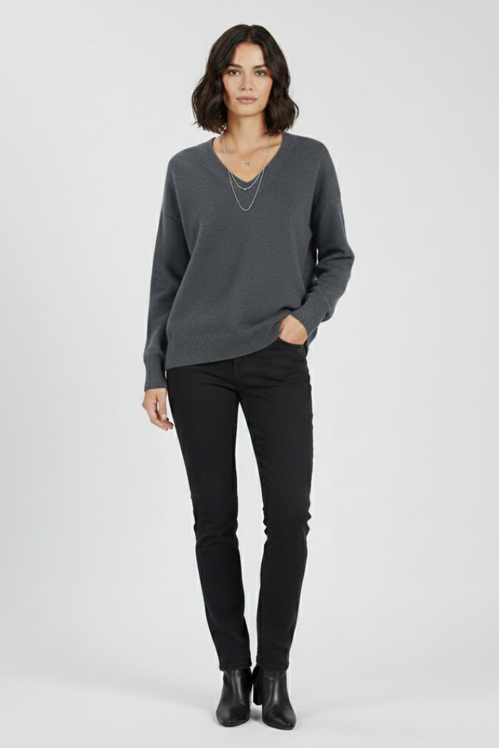 Long sleeve v-neck sweater – styled view