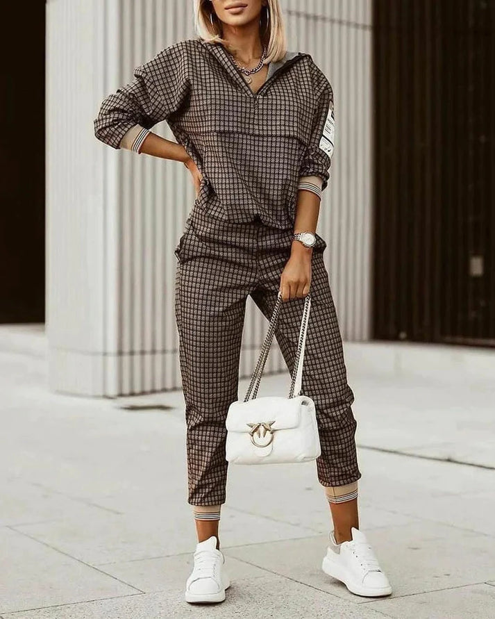 Women's Modern Tracksuit Set – Cozy Two-Piece Athleisure