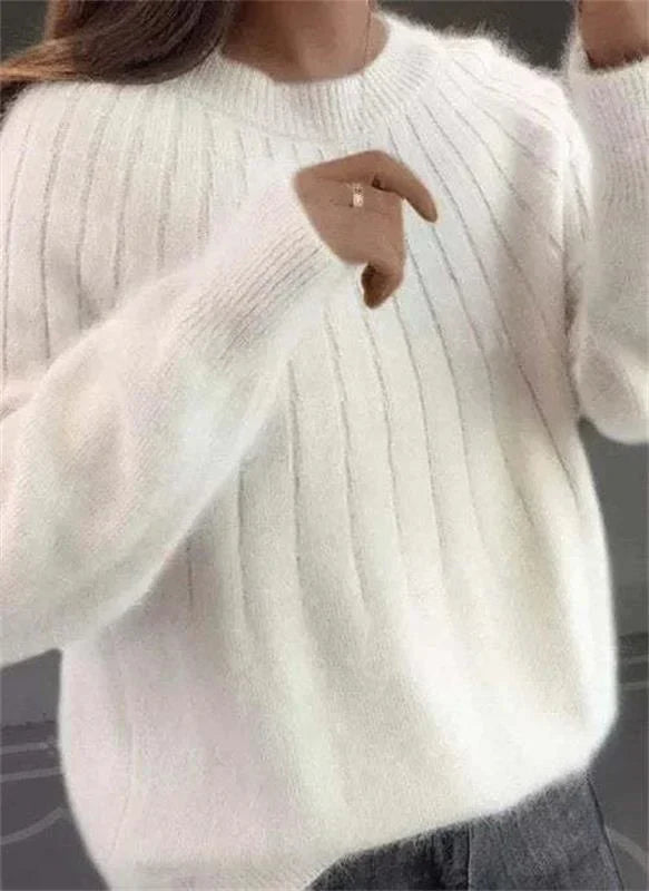 Women's fluffy pullover – colour option