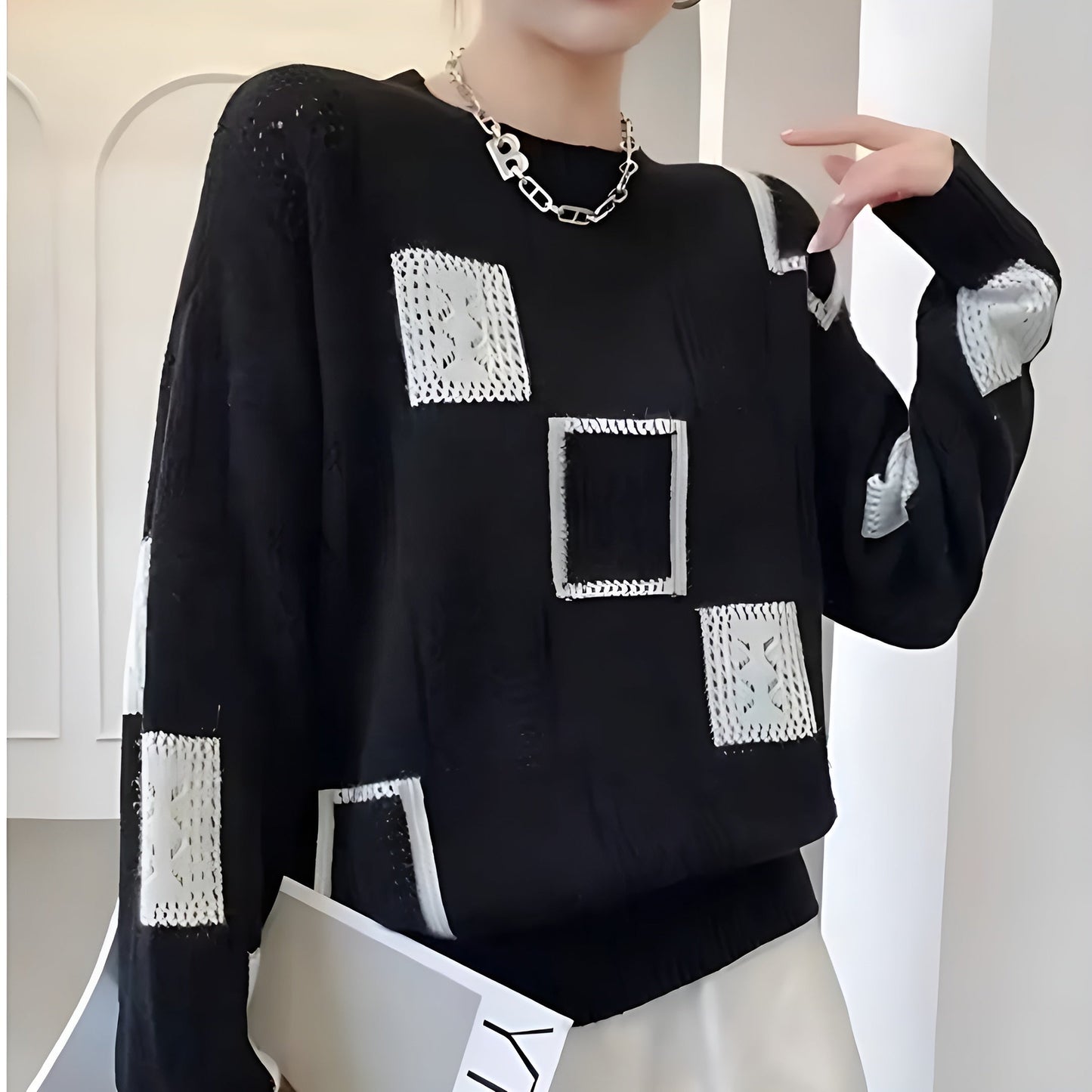 Women's statement sweater – side view