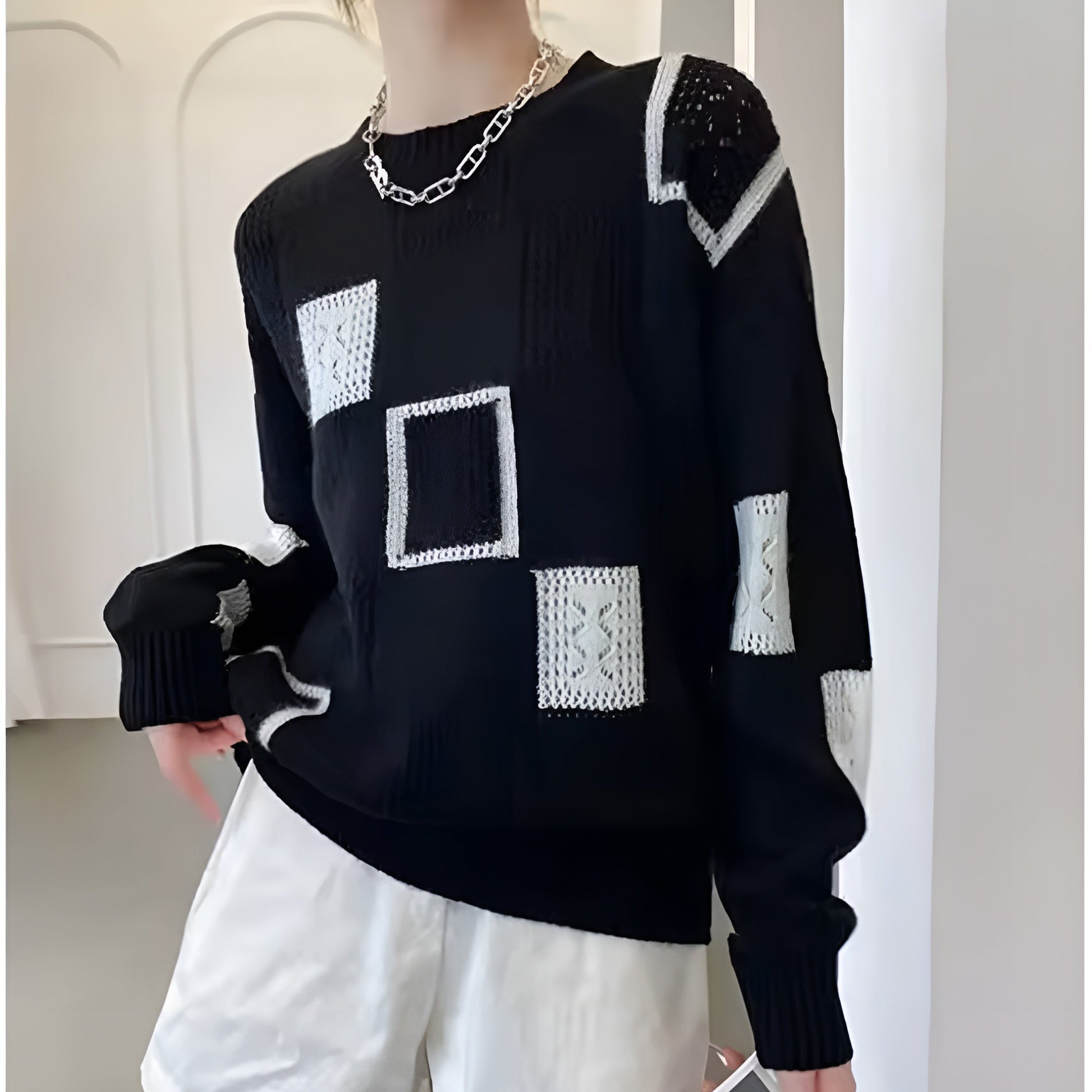 Colour block sweater – styled outfit
