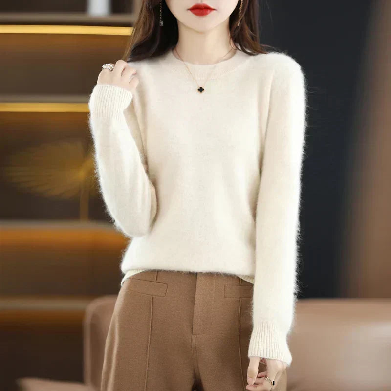 Cashmere crew neck – styled outfit