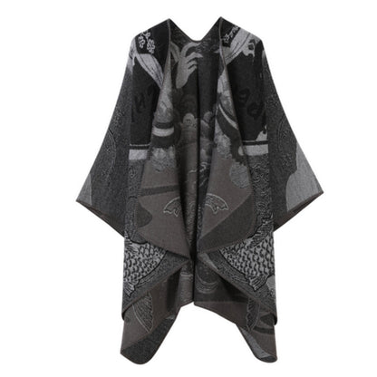 Knit poncho – full drape view