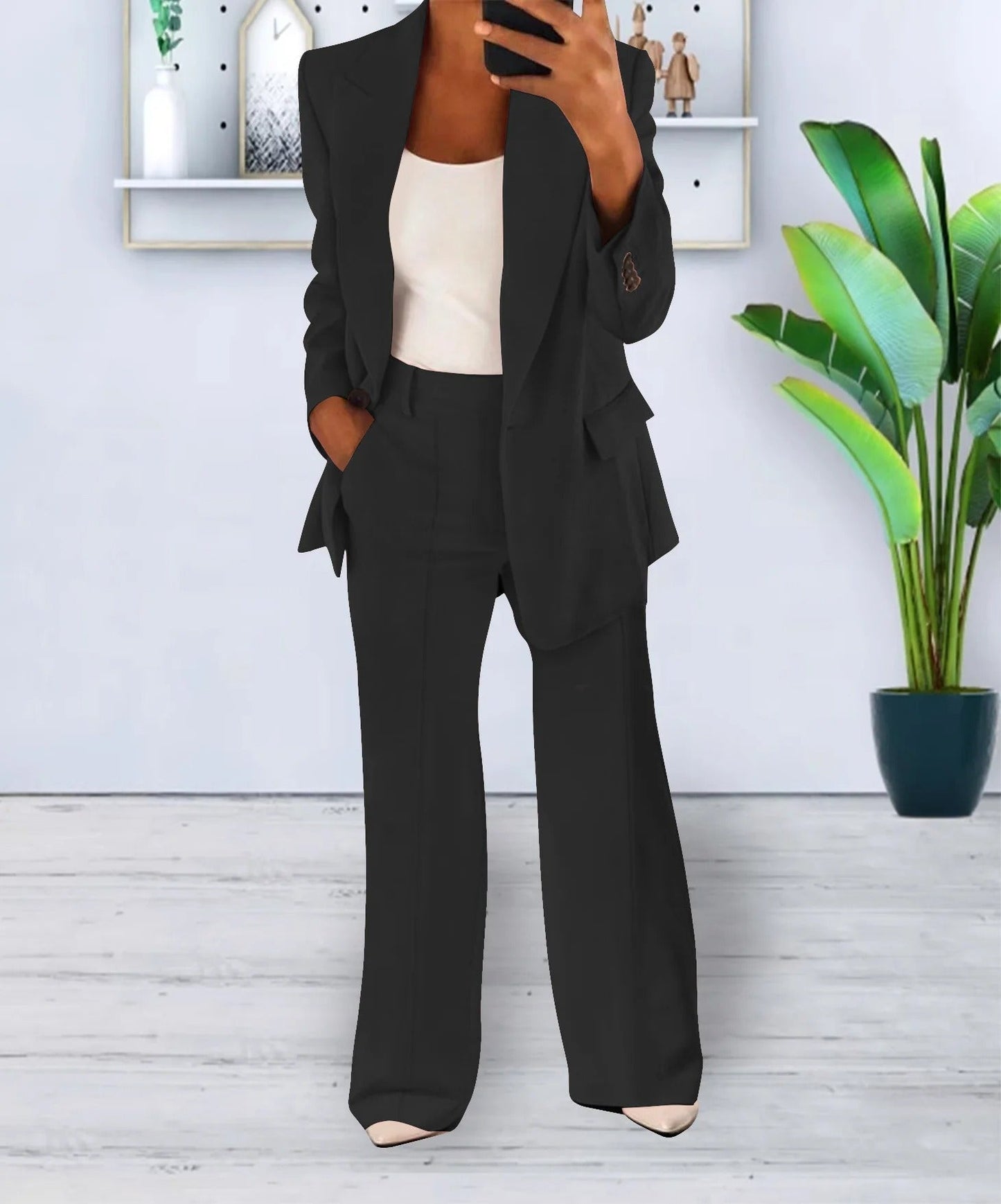 Women's Two-Piece Suit Set – Chic Blazer and Trousers