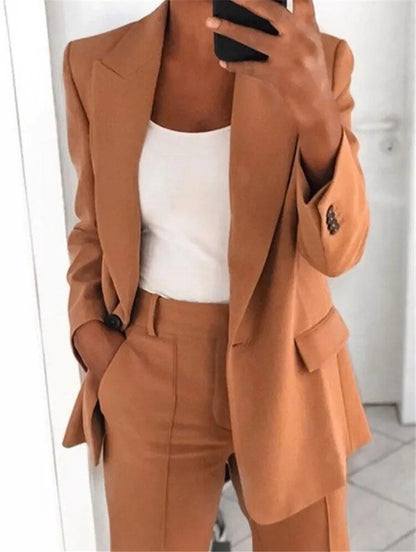 Women's Two-Piece Suit Set – Chic Blazer and Trousers
