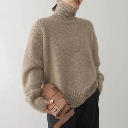Ribbed turtleneck – knit texture detail