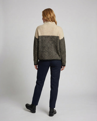 Women's elegant knit sweater – side view