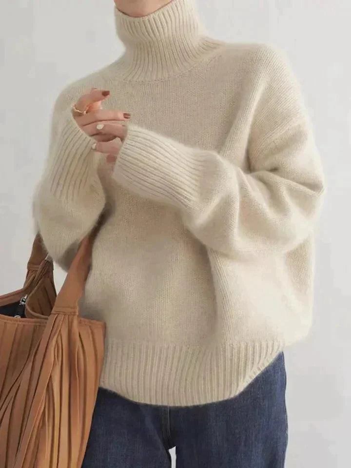Cashmere turtleneck sweater – back view